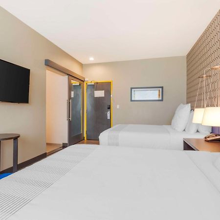 Glo Best Western Desoto Dallas Exterior photo