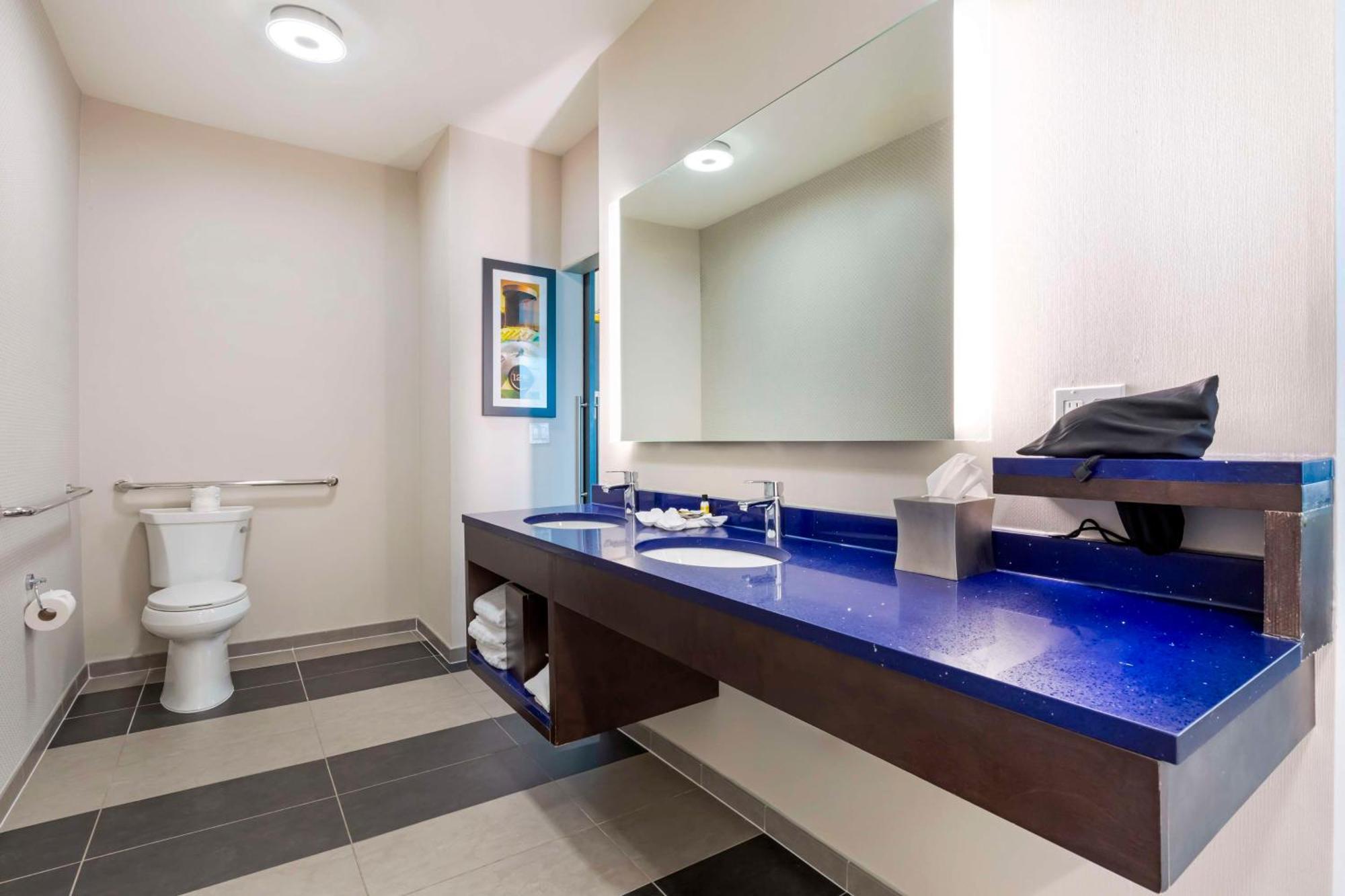 Glo Best Western Desoto Dallas Exterior photo