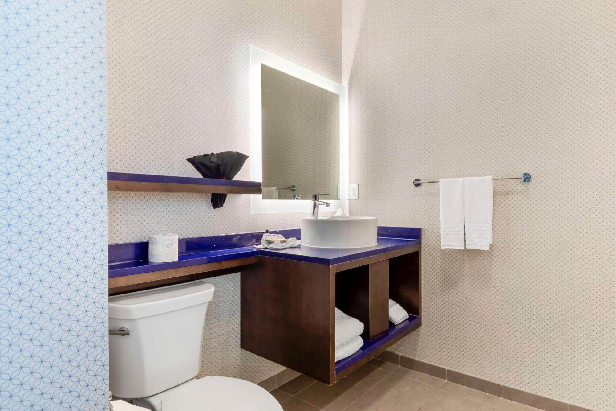 Glo Best Western Desoto Dallas Exterior photo