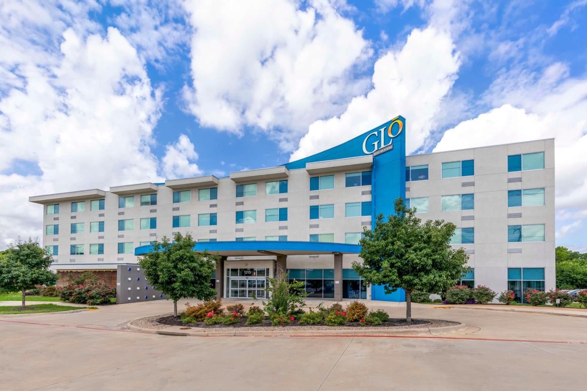Glo Best Western Desoto Dallas Exterior photo